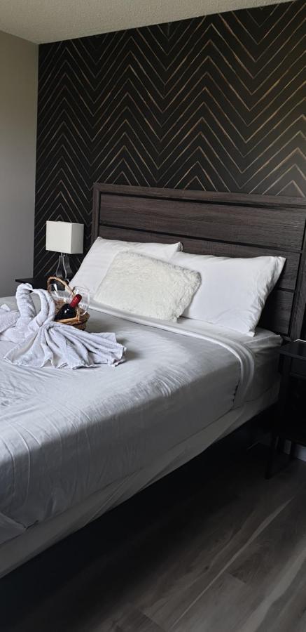 New Frontier Hotel Coronation Экстерьер фото